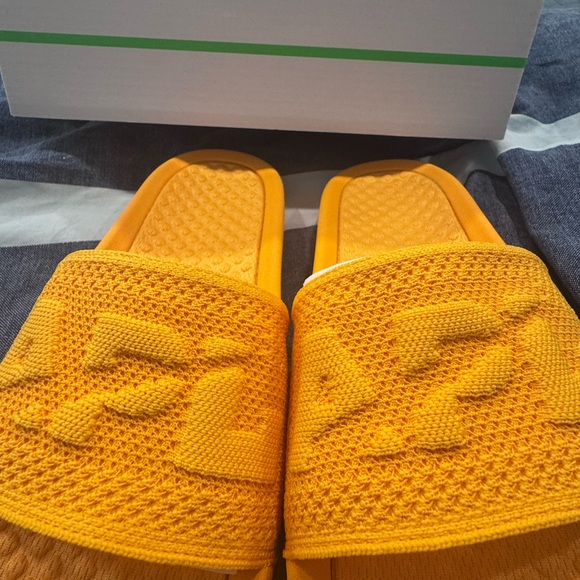 APL Bright Orange Knit Slide Sandals - Picture 2 of 6